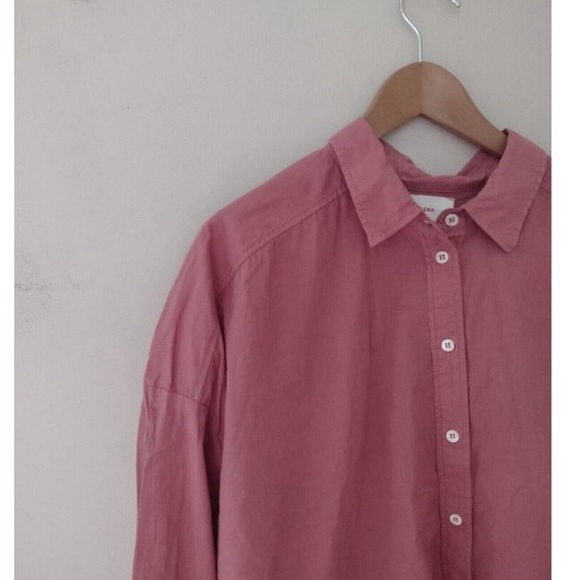 Xirena Split Open Back Button Up Blouse - Picture 2 of 11